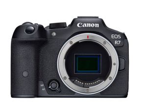 Canon EOS R7 + Mount Adapter EF EOS R