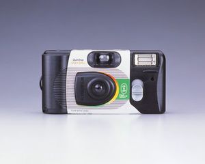 Fujifilm QuickSnap vienkartinis vandeniui atsparus (iki 10m) fotoaparatas su blykste