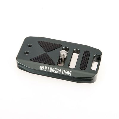 3 Legged Thing 70mm Base Plate with screen slope and strap connector. Compatible with Arca Swiss Grijs