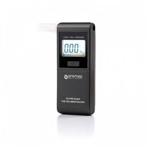 Electrochemical breathalyzer