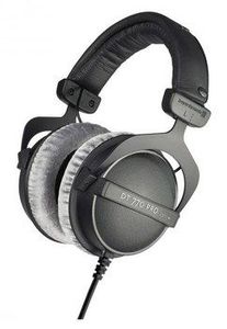 Beyerdynamic DT 770 PRO (80 Ω) On-Ear Wired headphones - Black