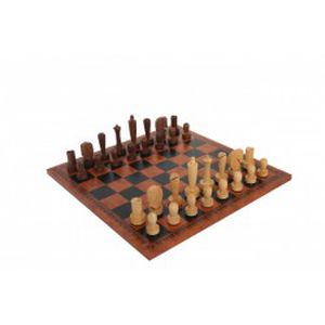 Modernūs MEDINIAI šachmatai su tikros odos pakaitalo darbo žaidimo lenta