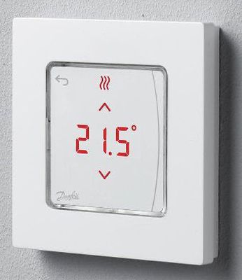 Icon™ su displėjumi, virštinkinis patalpos termostatas, 230V/50Hz, temp. ribos 5-35C, 3(1)A/230V AC