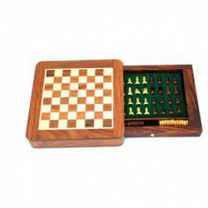 14X14CM MAGNETINIAI Šachmatai Su Medine Dėže Ir Stalčiumi + Šaškės