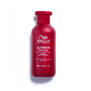 Wella Professionals Ultimate Repair Shampoo Step 1 Intensyvaus poveikio atkuriamasis šampūnas, 250ml